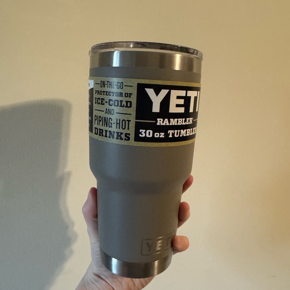 New YETI Rambler 30 oz Tumbler